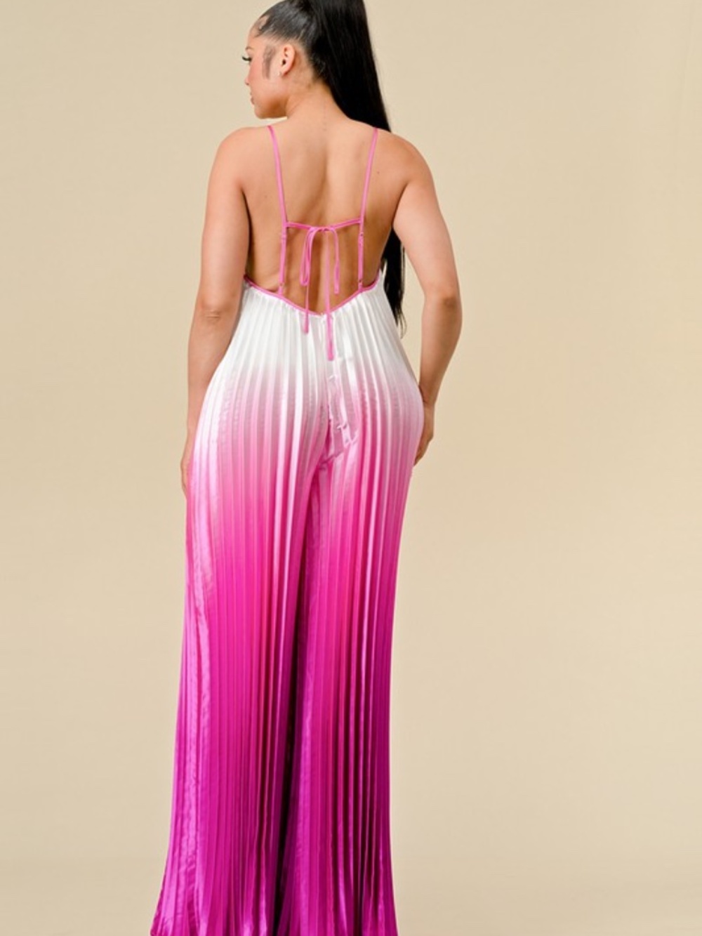 Hombre  Jumpsuit - Picture 7 of 8